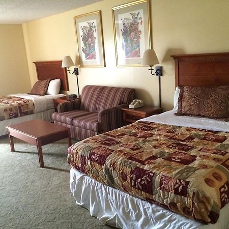 Plaza Hotel And Suites Pine Bluff Luaran gambar