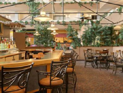 Plaza Hotel And Suites Pine Bluff Restoran gambar